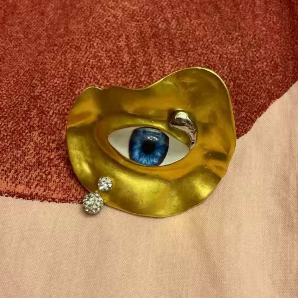 Surrealist Gold Eye Statement Artistic Blue Iris Design, Avant-Garde Ring - Picture 4 of 10